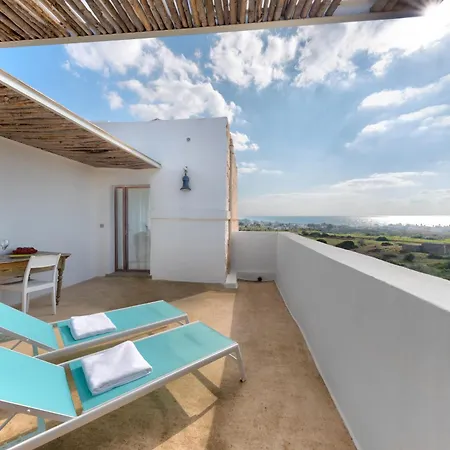 Hotel Masseria Samenti Torre Suda