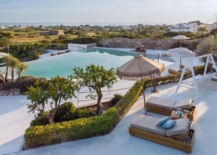 Masseria Samenti Hotel *