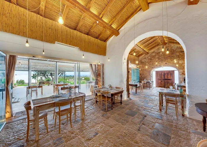 Masseria Samenti Hotel *